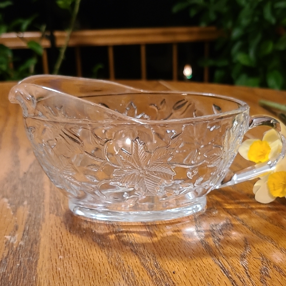 Princess House Fantasia Elegant Glass Gravy Boat